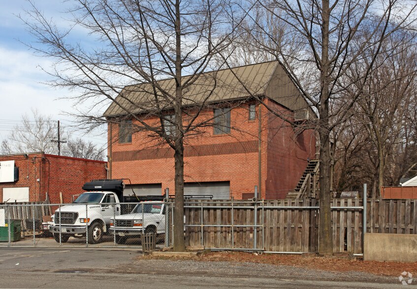 5706 Tuxedo Rd, Hyattsville, MD à vendre - Photo principale – Image 1 sur 3