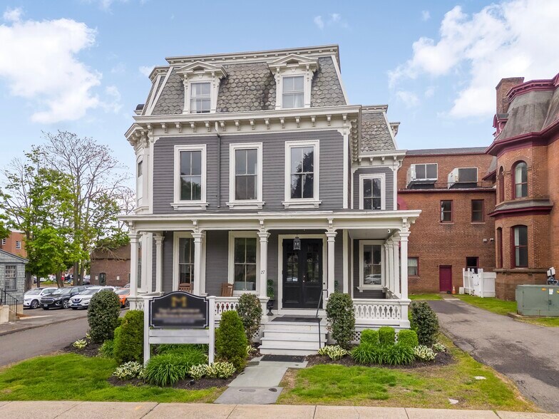 27 Pleasant St, Middletown, CT à vendre - Photo principale – Image 1 sur 39