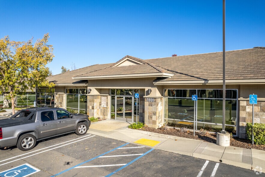 1406 Blue Oaks Blvd, Roseville, CA à vendre - Photo de l’immeuble – Image 2 sur 17