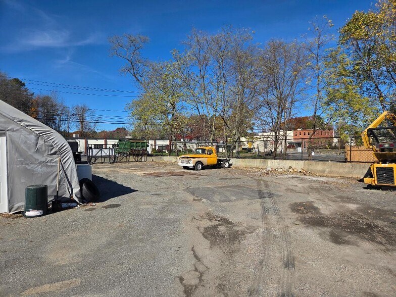 50 Union Ave, Sudbury, MA à louer - Photo de l’immeuble – Image 3 sur 6