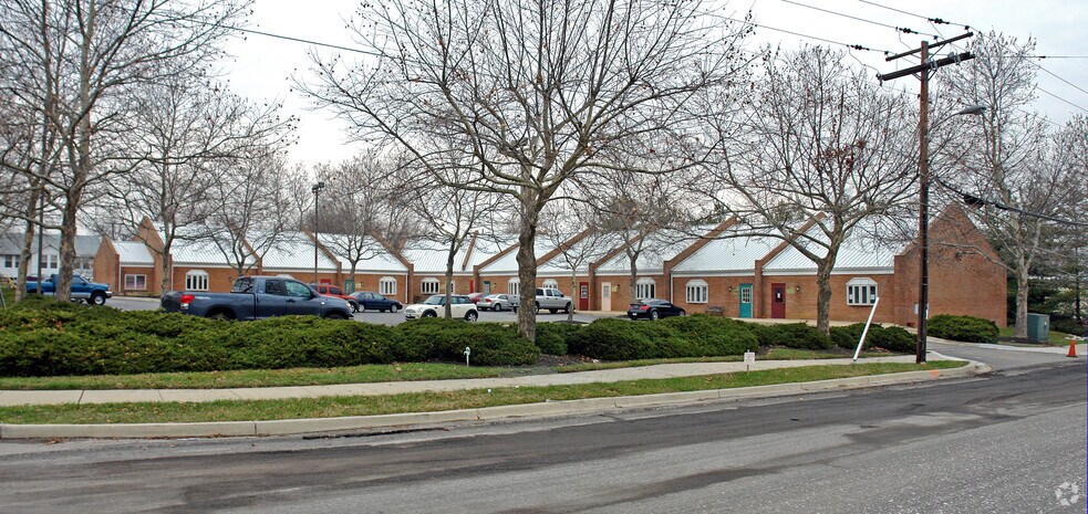 700-704 Nursery Rd, Linthicum, MD à louer - Photo principale – Image 1 sur 3