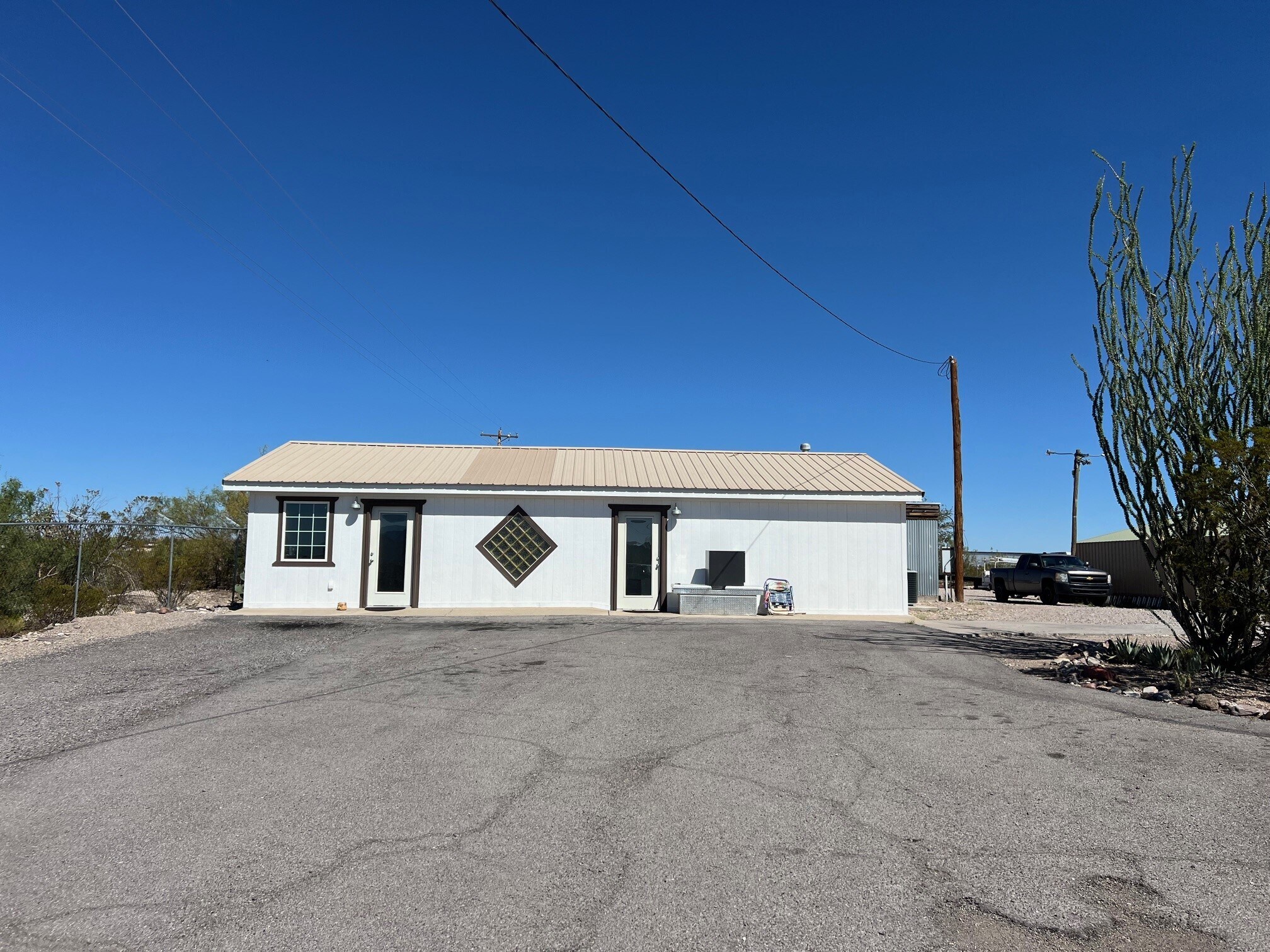 779 NM-181, Elephant Butte, NM à louer Photo principale– Image 1 sur 10