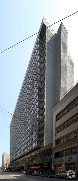 45 Carlton St, Toronto, ON à louer - Photo de l’immeuble – Image 3 sur 10