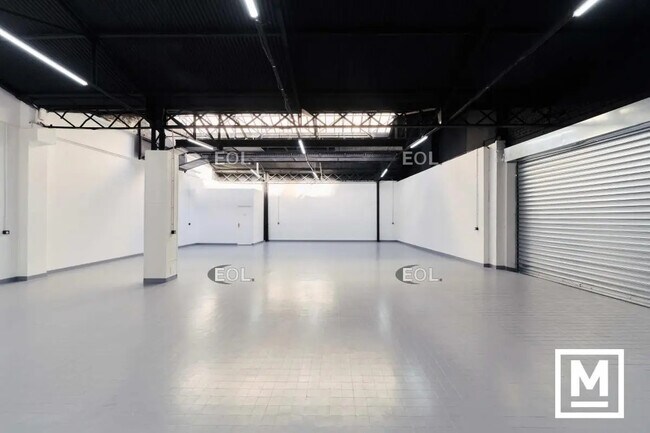 Plus de détails pour Industriel/Logistique à louer