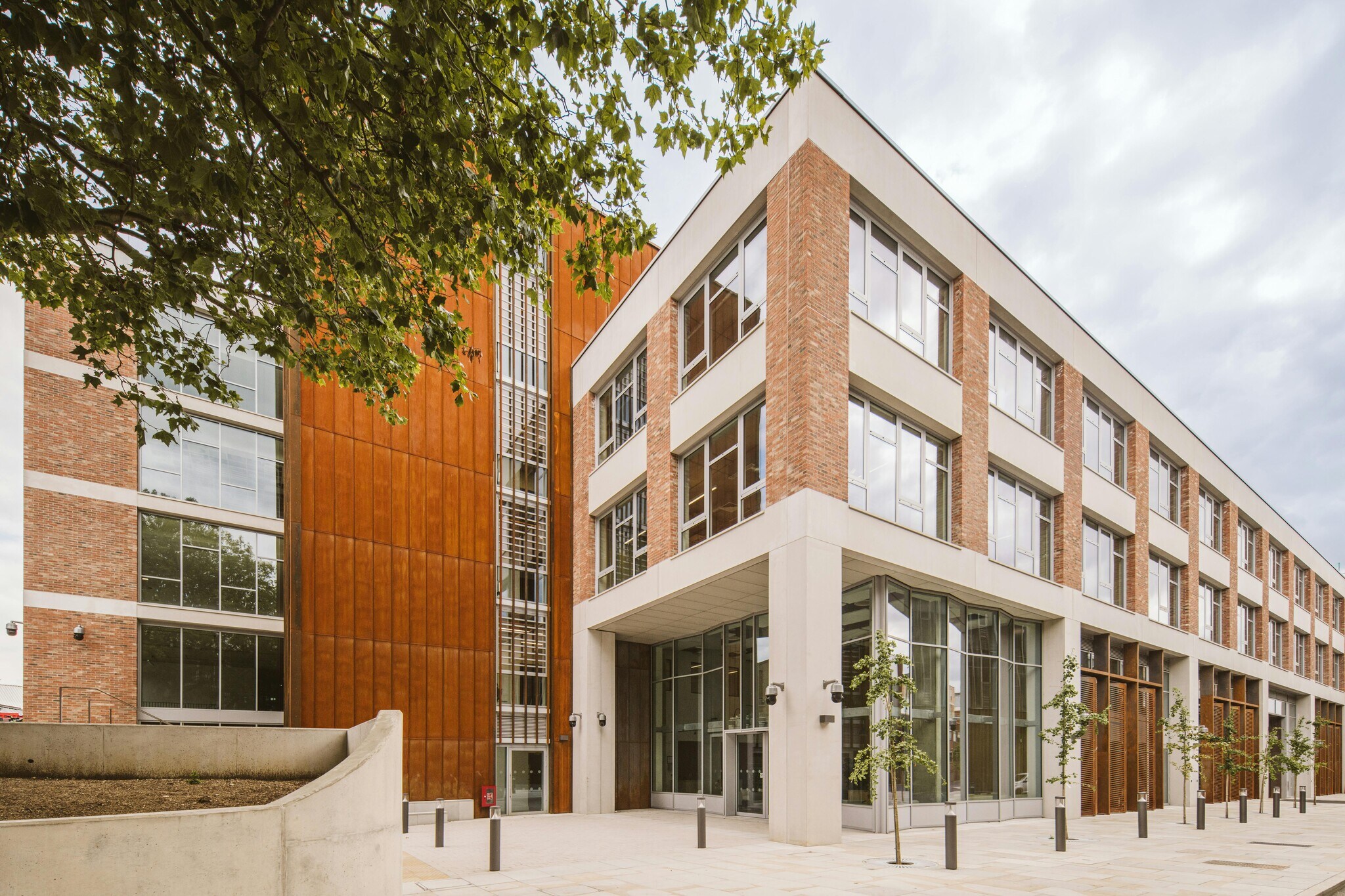 Brandon Rd, Londres à louer Photo de l’immeuble– Image 1 sur 17