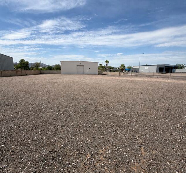 732-738 W Illini St, Phoenix, AZ à louer - Photo de l’immeuble – Image 3 sur 12
