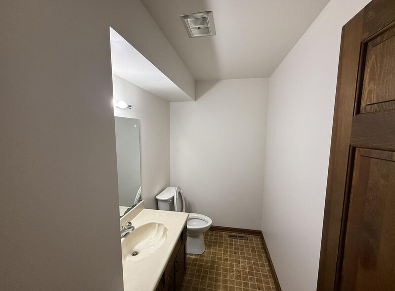 600 Barrett Blvd, Henderson, KY à vendre - Photo intérieure – Image 2 sur 5