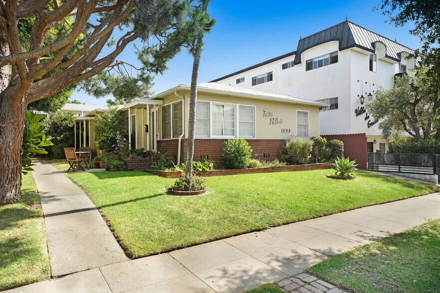 1031-1033 10th St, Santa Monica, CA à vendre - Photo de l’immeuble – Image 2 sur 12