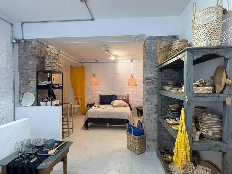 Local commercial dans Paris à louer - Photo intérieure – Image 3 sur 3