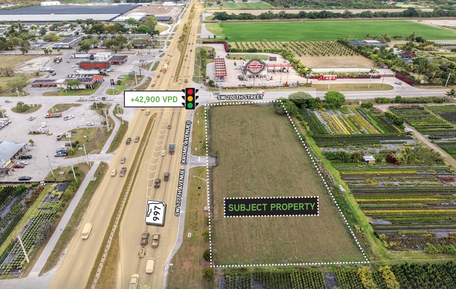 20001-20115 SW 177TH Ave, Miami, FL à louer - Photo de l’immeuble – Image 1 sur 3