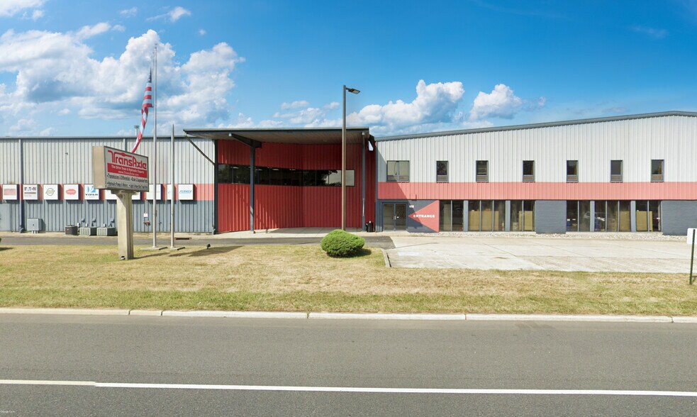 2501 Route 73 S, Cinnaminson, NJ à louer - Photo de l’immeuble – Image 2 sur 2