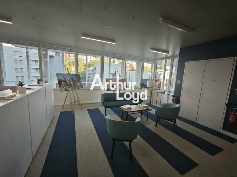 Bureau dans Nice à louer - Photo de l’immeuble – Image 3 sur 13