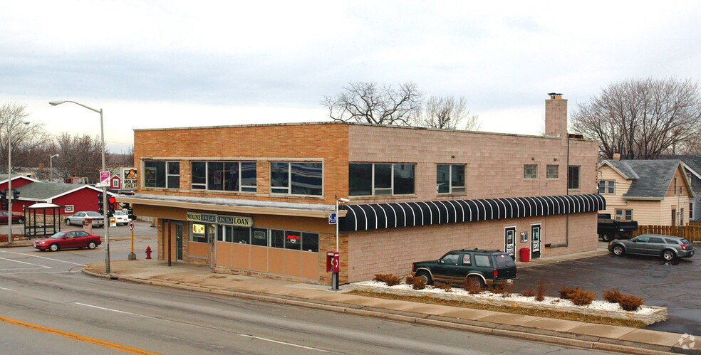 7530 W Lincoln Ave, Milwaukee, WI à vendre - Photo de l’immeuble – Image 3 sur 3