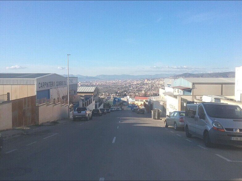 Industriel/Logistique dans Monachil à vendre - Photo de l’immeuble – Image 2 sur 7