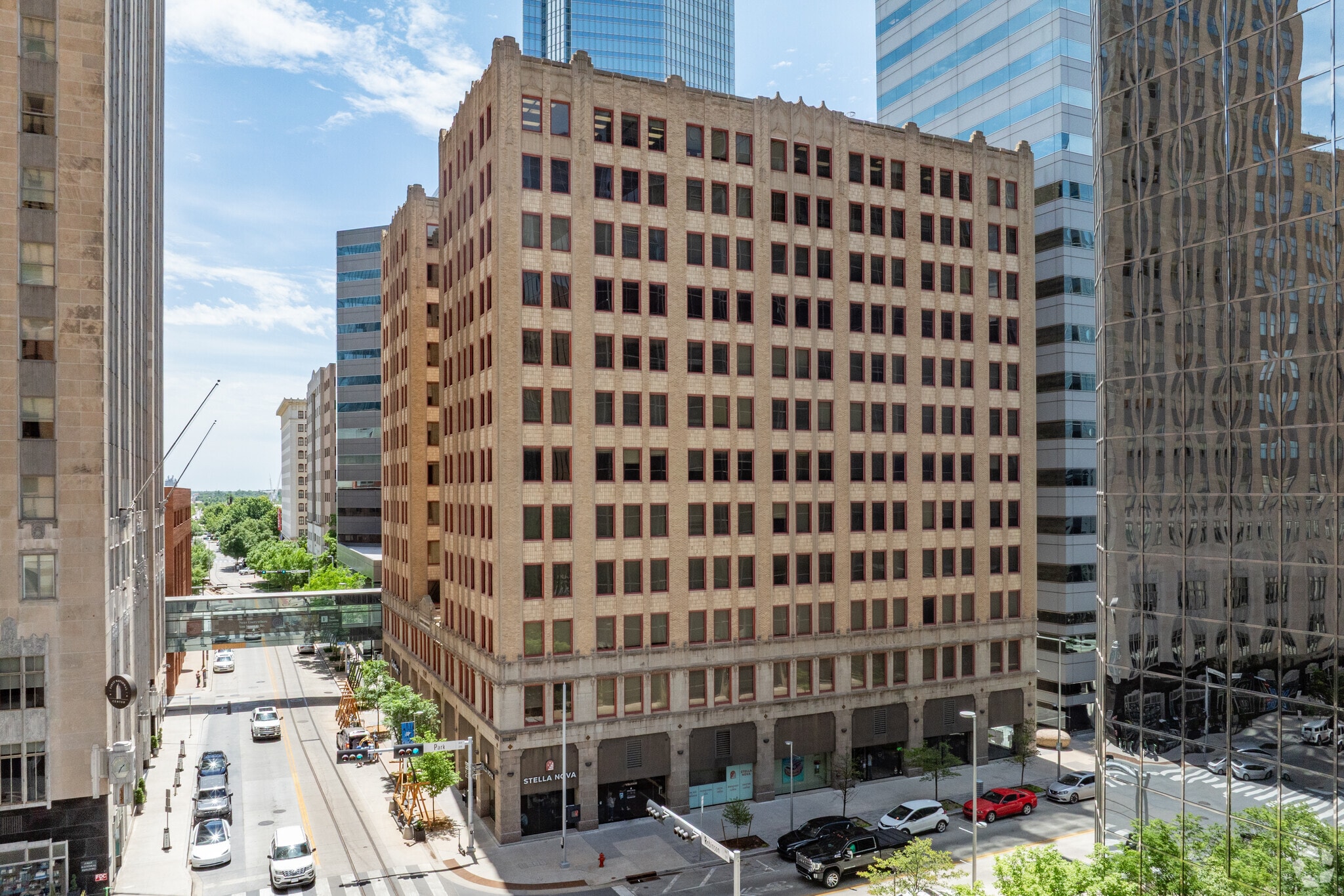119 N Robinson Ave, Oklahoma City, OK à louer Photo principale– Image 1 sur 7