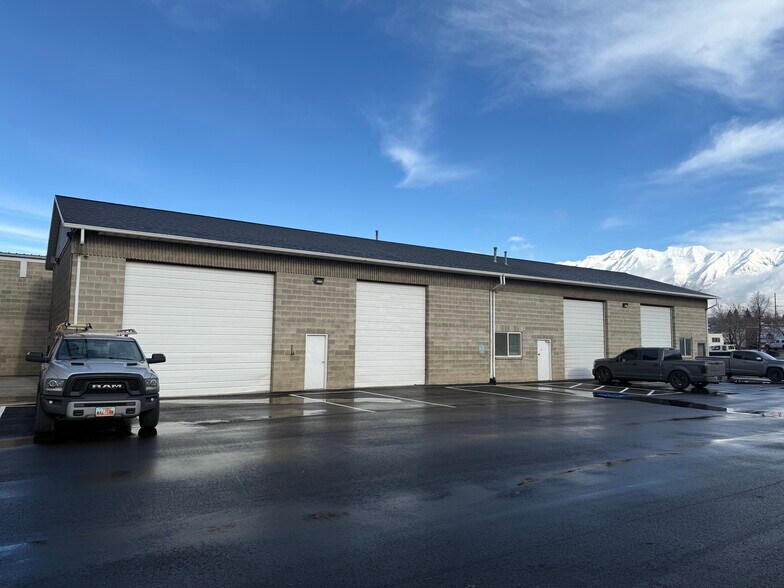 482 S Commerce Rd, Orem, UT à louer - Photo de l’immeuble – Image 2 sur 5