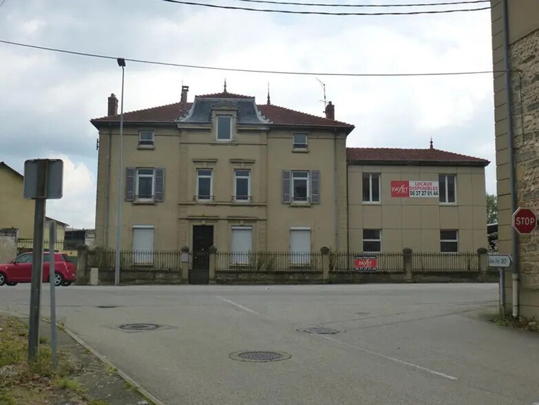 Bureau dans Salaise-sur-Sanne à louer - Photo de l’immeuble – Image 1 sur 3