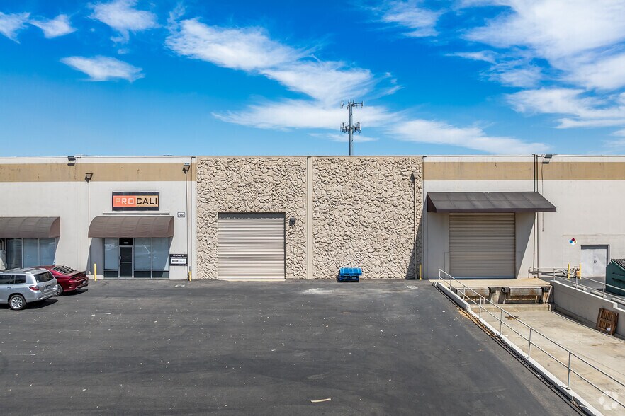 2544 Port St, West Sacramento, CA à louer - Photo de l’immeuble – Image 3 sur 4