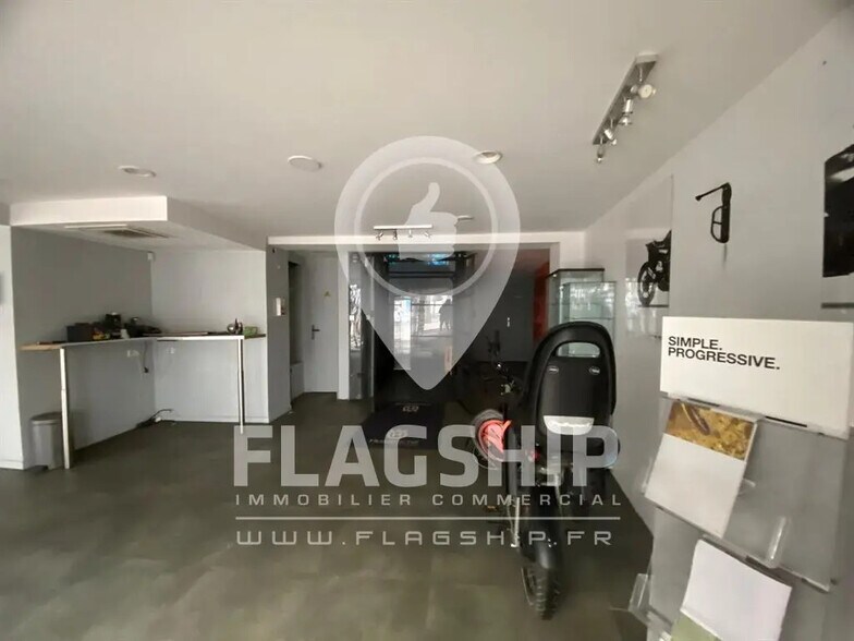 Local commercial dans Paris à louer - Photo intérieure – Image 2 sur 7