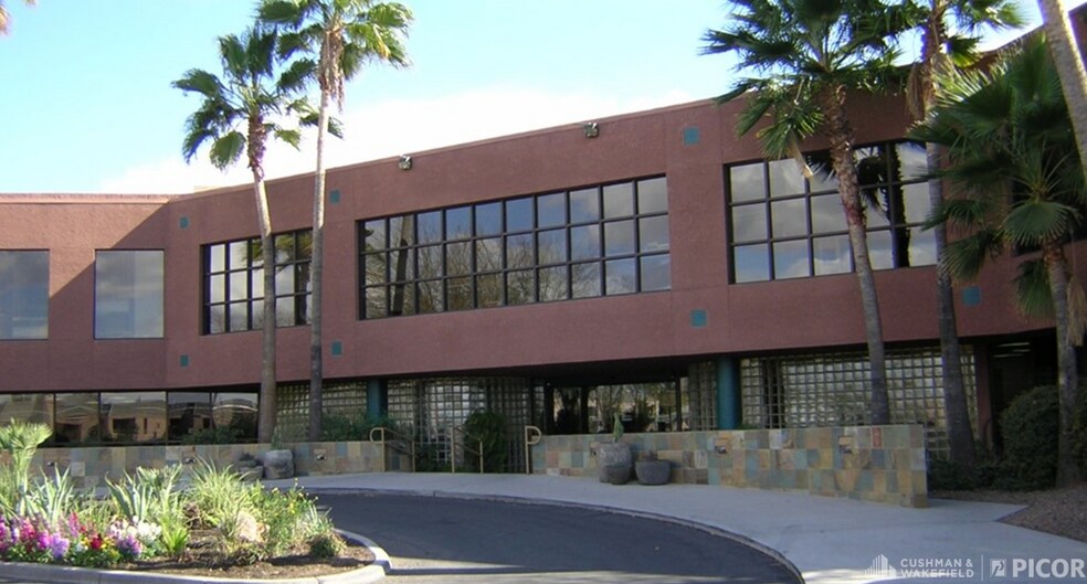 3275 W Ina Rd, Tucson, AZ à louer - Photo principale – Image 1 sur 4