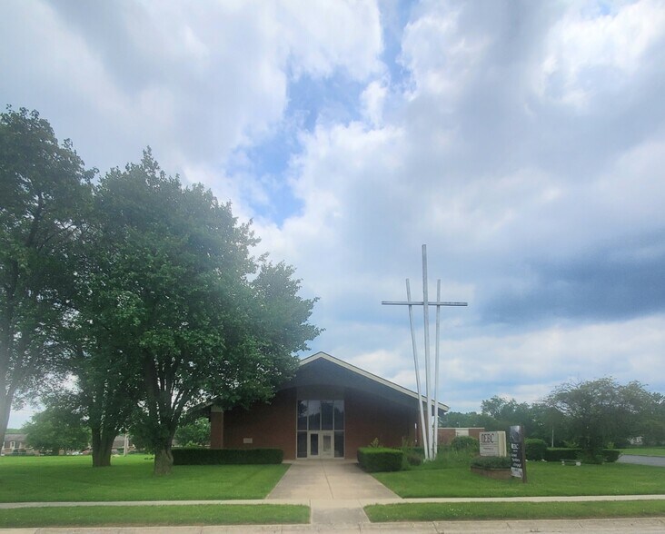 722 Albert St, Englewood, OH à vendre - Photo principale – Image 1 sur 12