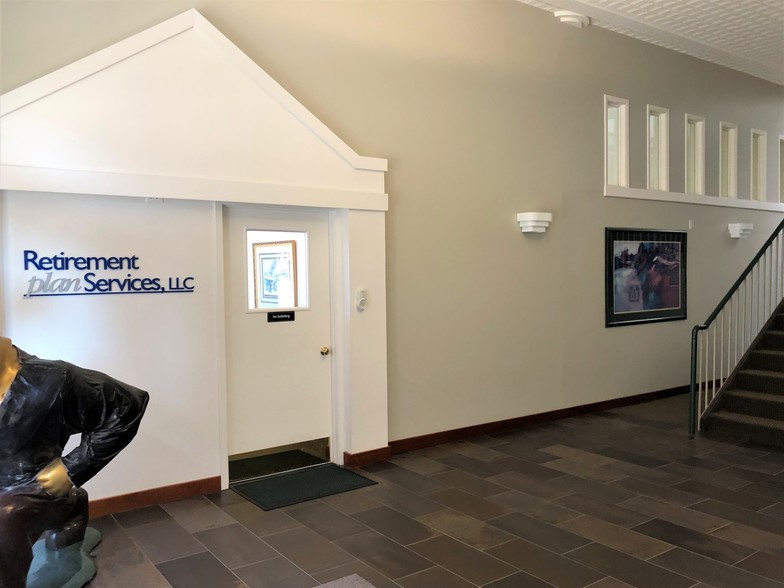 780-790 Main St, Dubuque, IA à louer - Hall d’entrée – Image 3 sur 32