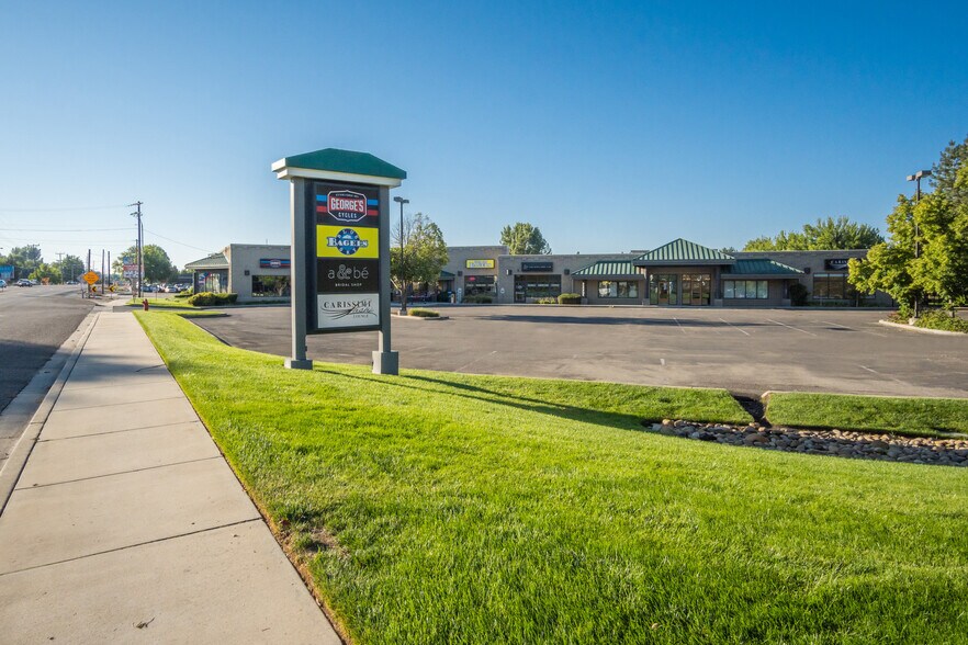 5519 W State St, Boise, ID à louer - Photo de l’immeuble – Image 3 sur 8