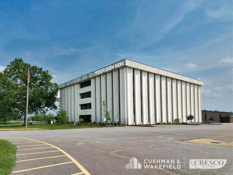 29100 Aurora Rd, Solon, OH à louer - Photo de l’immeuble – Image 3 sur 3