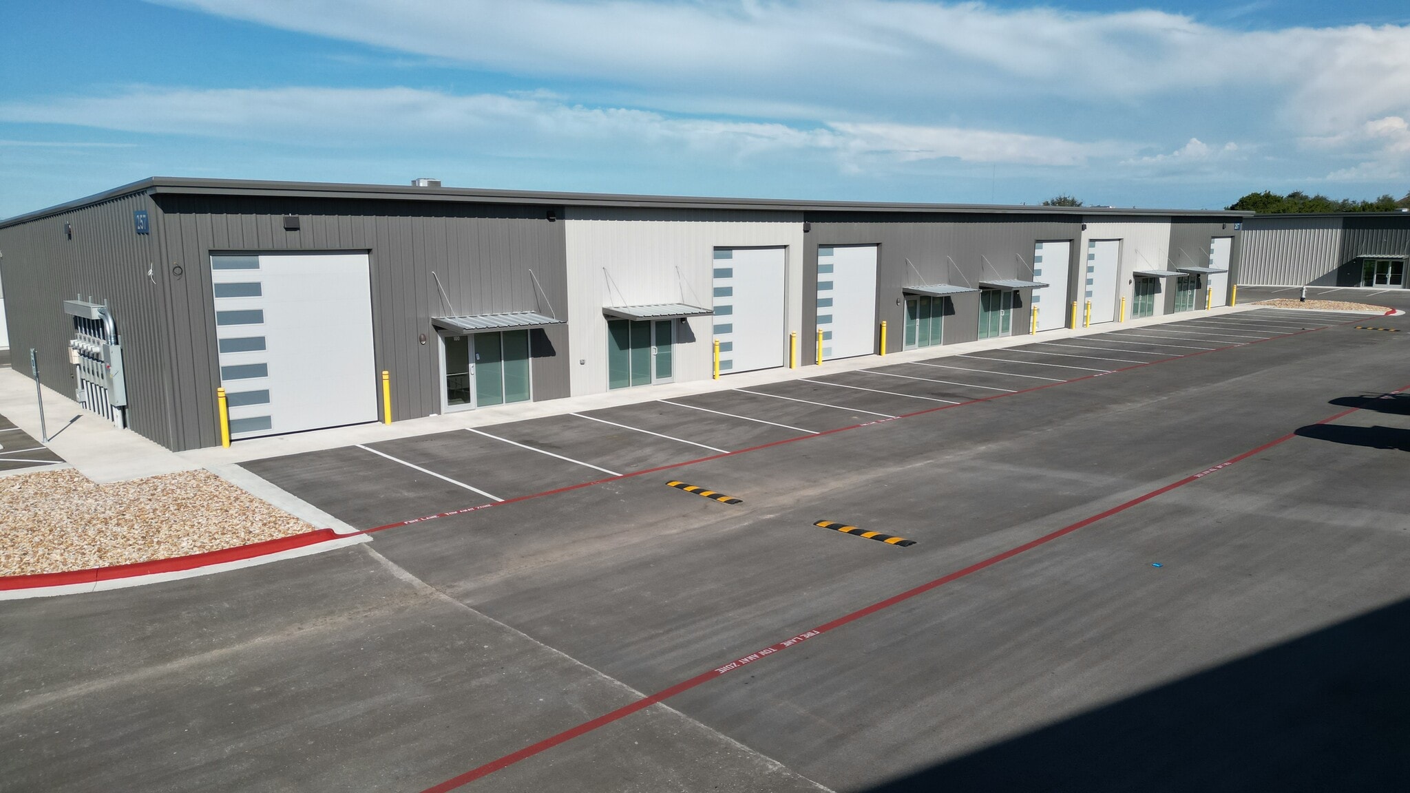 293 CR 214 rd, Liberty Hill, TX à louer Photo intérieure– Image 1 sur 3