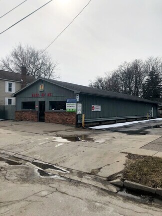 Plus de détails pour 644 Alger Ave, Owosso, MI - Local commercial à vendre