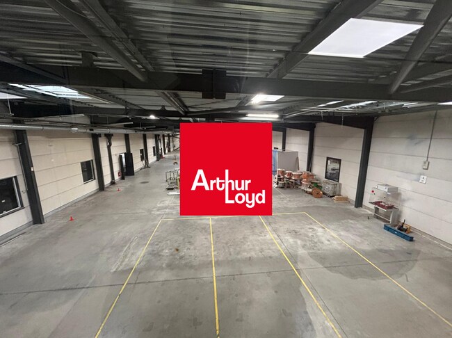 Plus de détails pour Local d'activités à louer