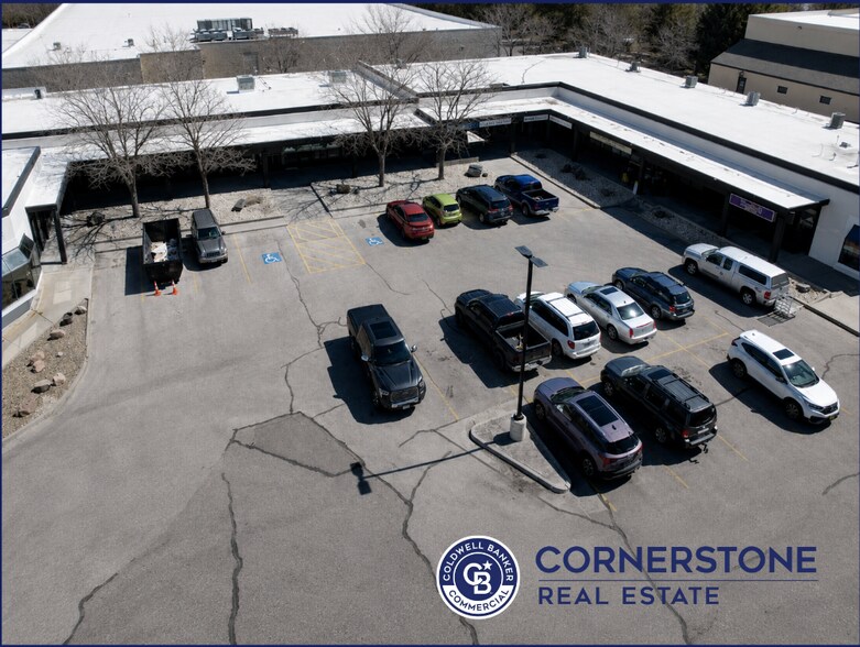 301- 329 Thelma dr, Casper, WY à vendre - Photo de l’immeuble – Image 2 sur 9