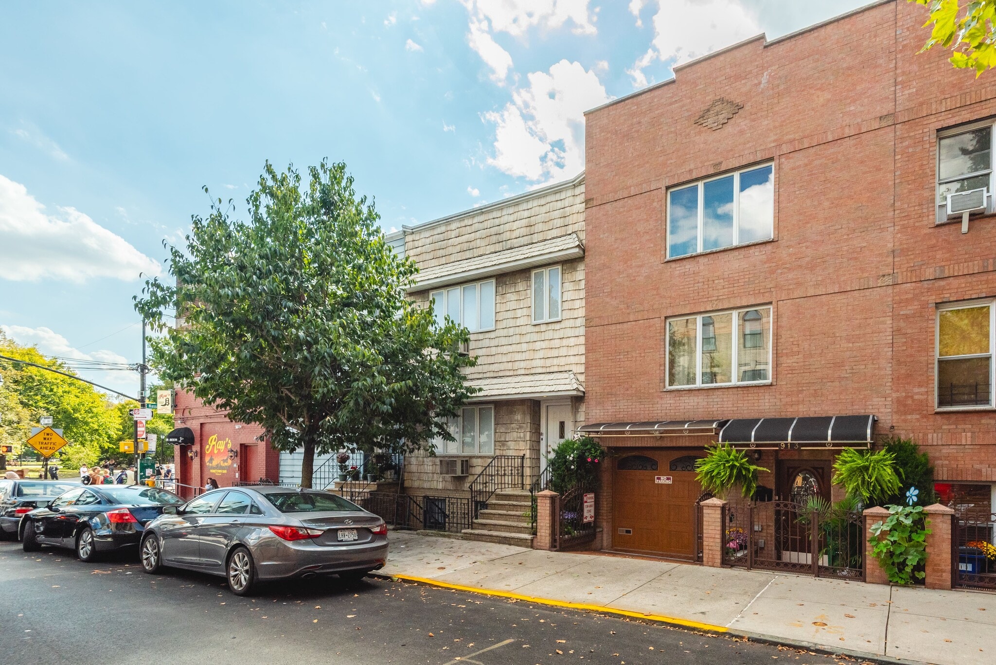 909 Lorimer St, Brooklyn, NY à vendre Photo principale– Image 1 sur 16