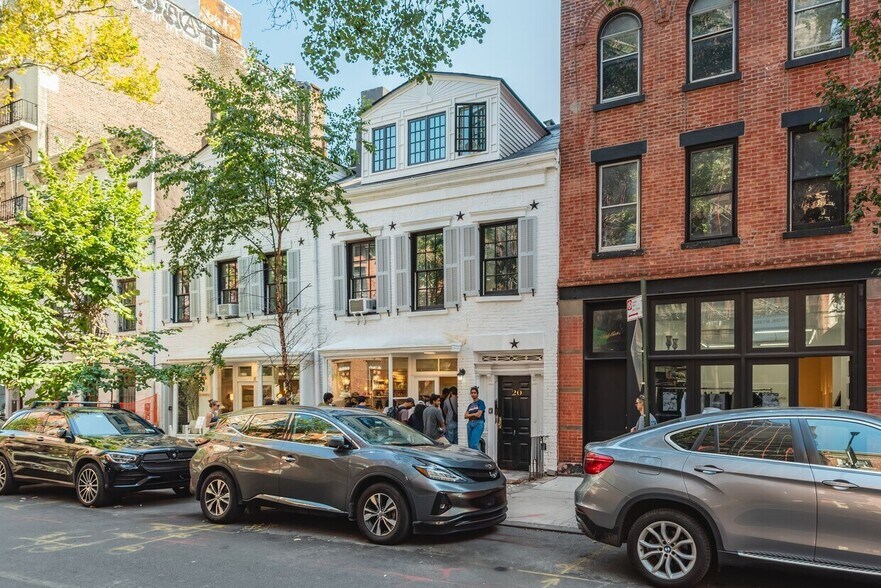 18 Christopher St, New York, NY à vendre - Photo principale – Image 1 sur 3