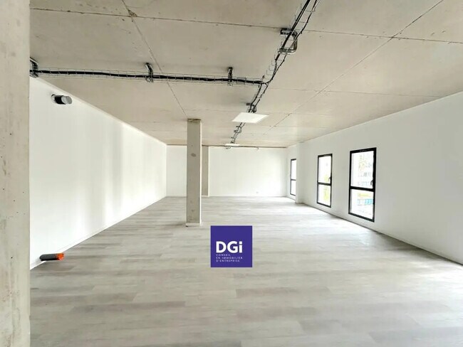 Plus de détails pour Bureau à louer