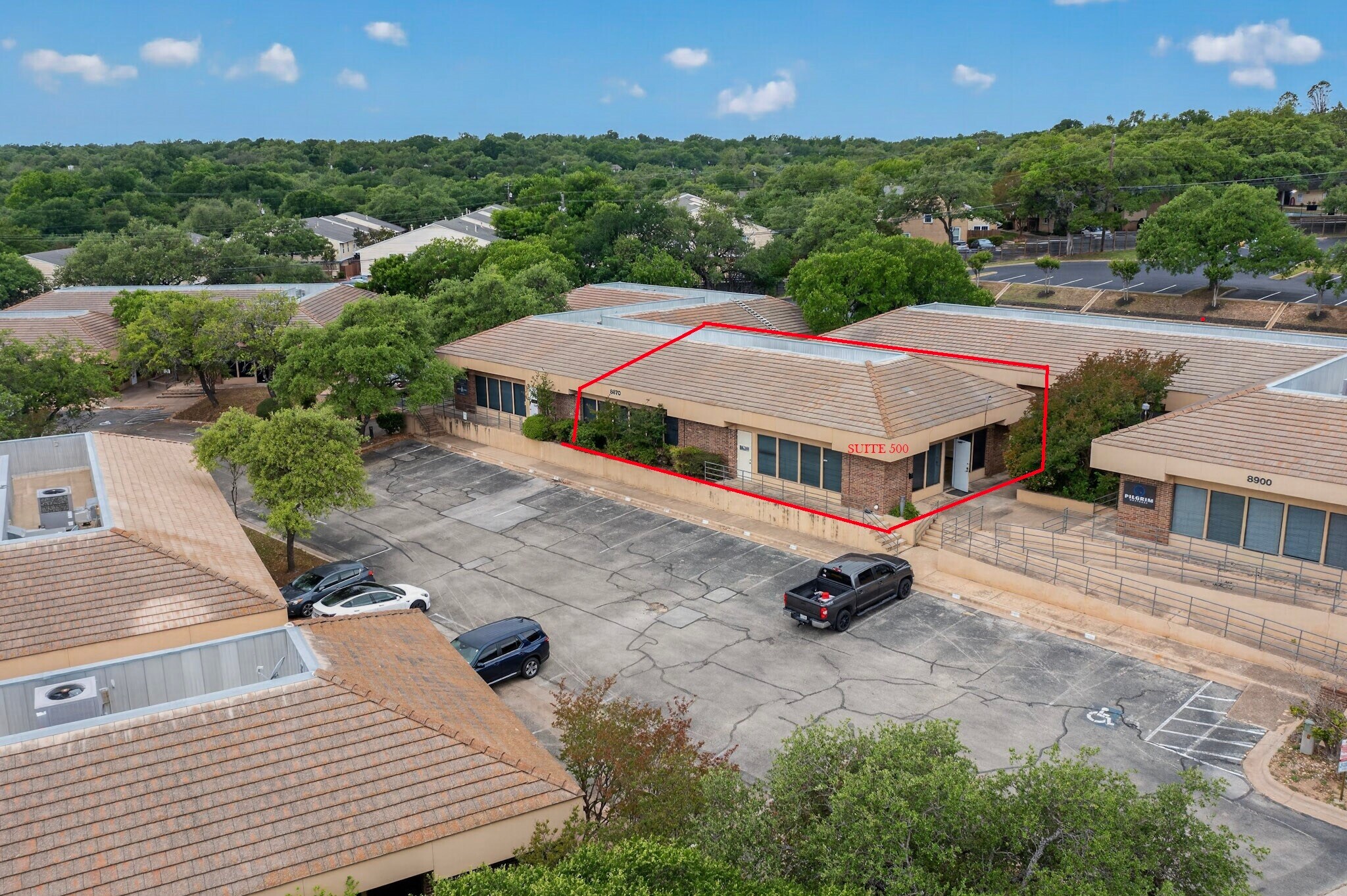 8870 Business Park Dr, Austin, TX à louer Photo de l’immeuble– Image 1 sur 21