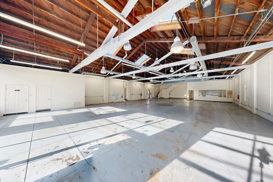 101 Audrey Ave, Oyster Bay, NY à louer - Numérisation 3D Matterport – Image 2 sur 18