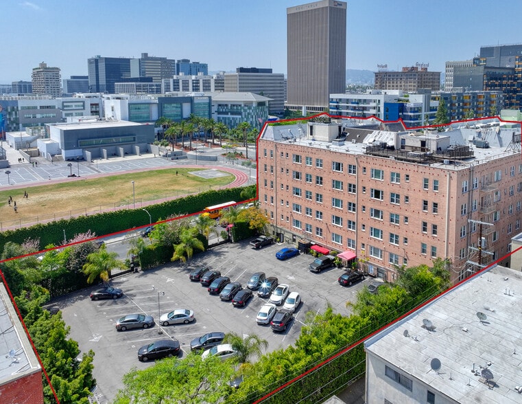3198 W 7th St, Los Angeles, CA à vendre - Photo de l’immeuble – Image 2 sur 31