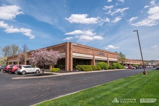 Plus de détails pour 8001 Sweet Valley Dr, Valley View, OH - Local d'activités à louer
