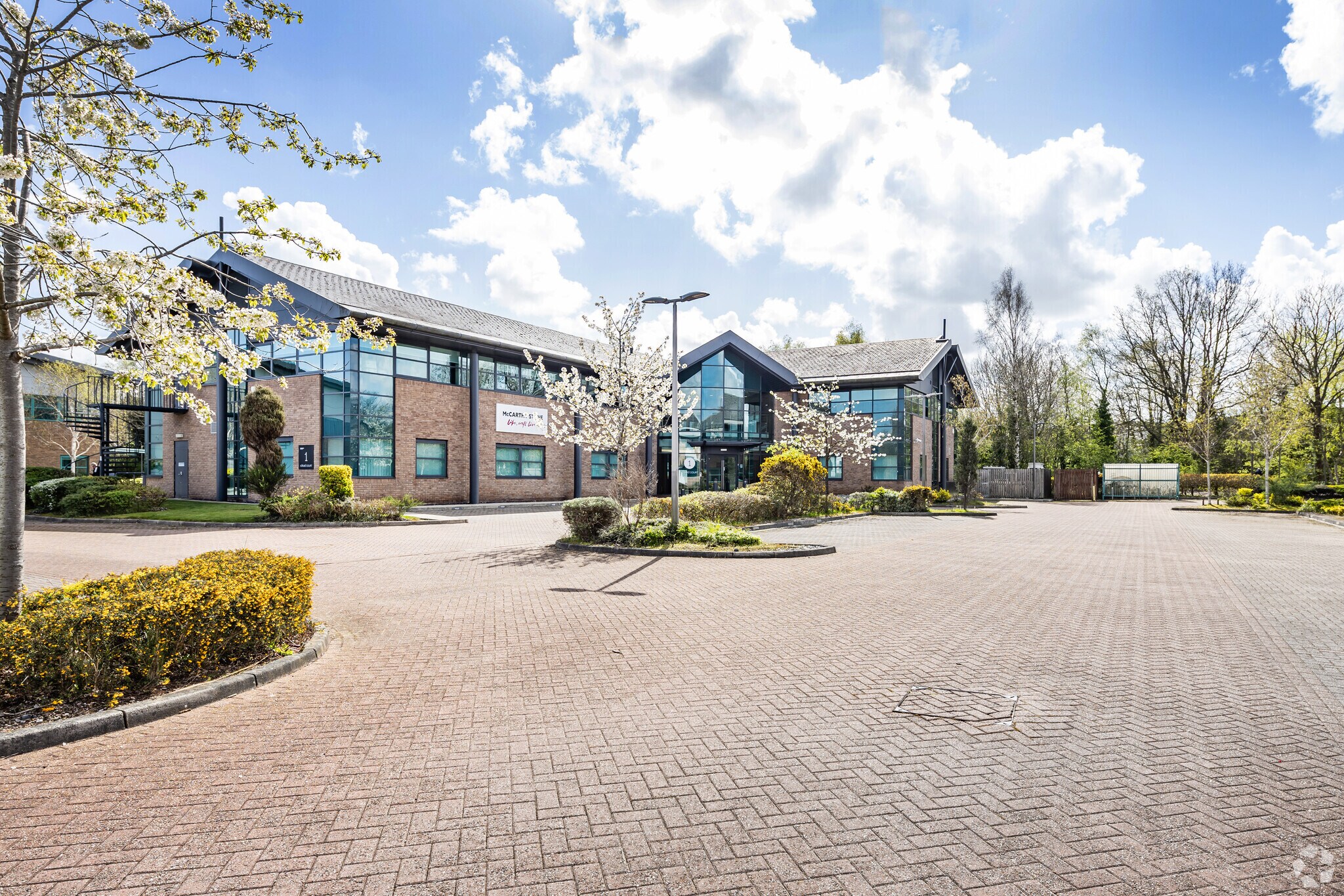 Stuart Rd, Altrincham à louer Photo de l’immeuble– Image 1 sur 3