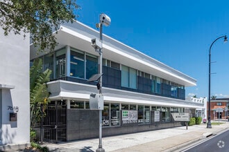 7630 Biscayne Blvd, Miami, FL à louer Photo de l’immeuble– Image 2 sur 4