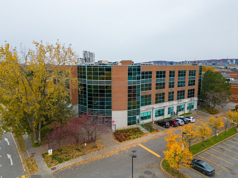 3000 Boul René-Lévesque, Verdun, QC à louer - Photo de l’immeuble – Image 3 sur 22