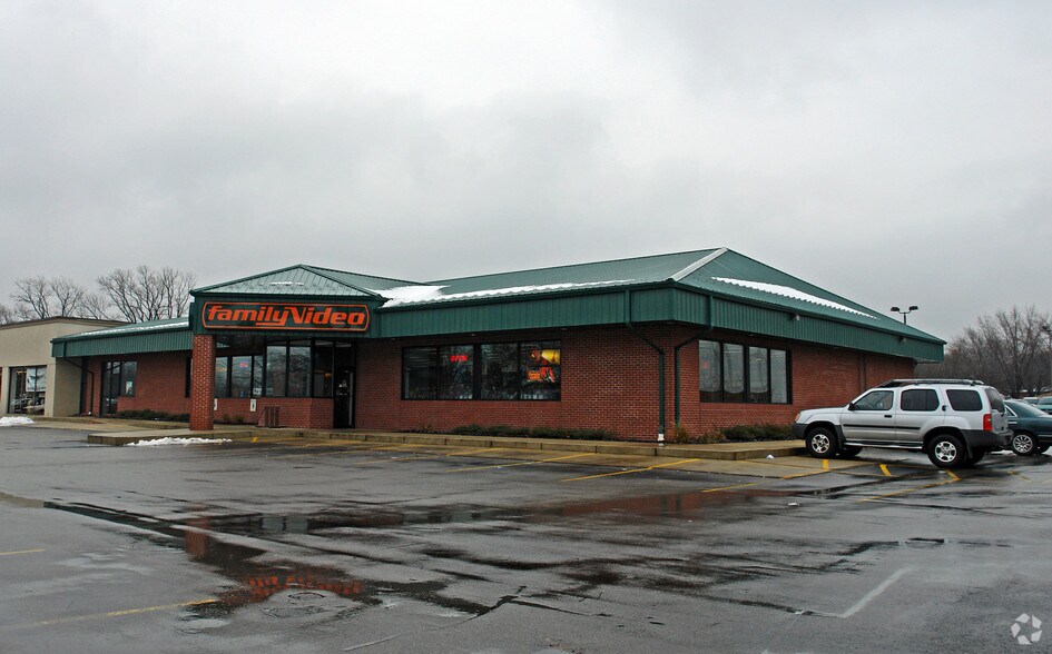 930-958 E Dorothy Ln, Dayton, OH à louer - Photo principale – Image 1 sur 4