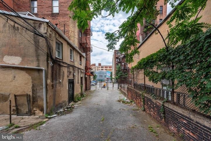 311 Tyson st, Baltimore, MD à vendre - Photo de l’immeuble – Image 3 sur 8