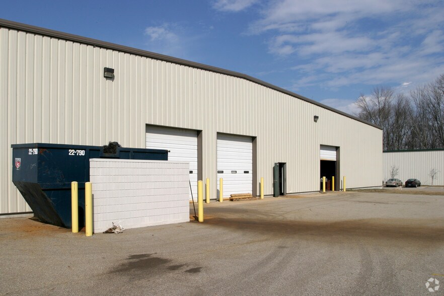 821 Production Pl, Holland, MI à vendre - Photo de l’immeuble – Image 3 sur 4
