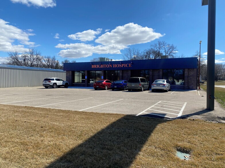 1233 W Hwy 60, Faribault, MN à vendre - Photo de l’immeuble – Image 2 sur 3