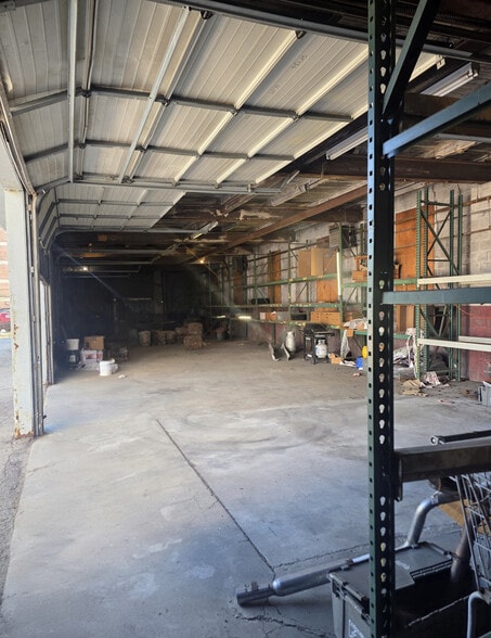 1112 Monroe St, Toledo, OH à louer - Photo intérieure – Image 3 sur 8