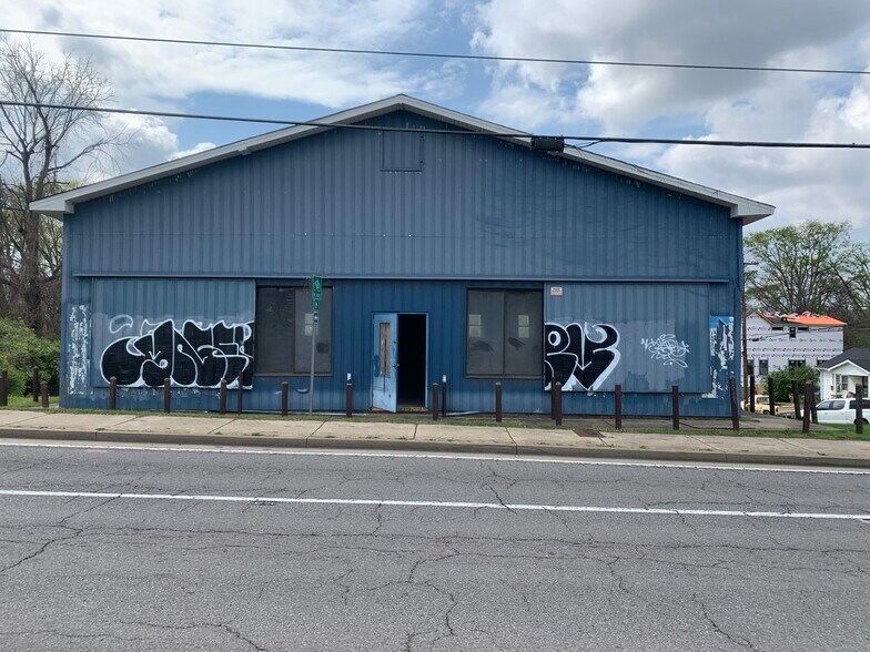 2208 Dickerson Pike, Nashville, TN à louer - Photo de l’immeuble – Image 1 sur 24