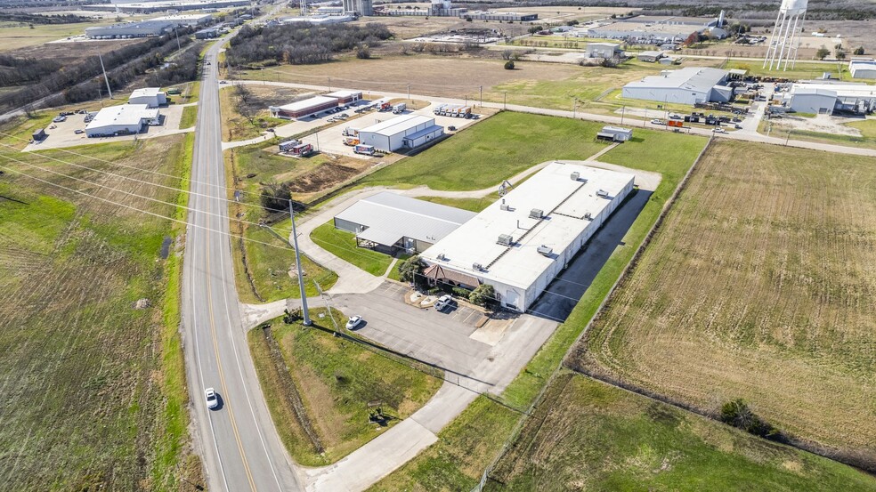 6120 Highway 66, Greenville, TX à louer - Photo de l’immeuble – Image 2 sur 13
