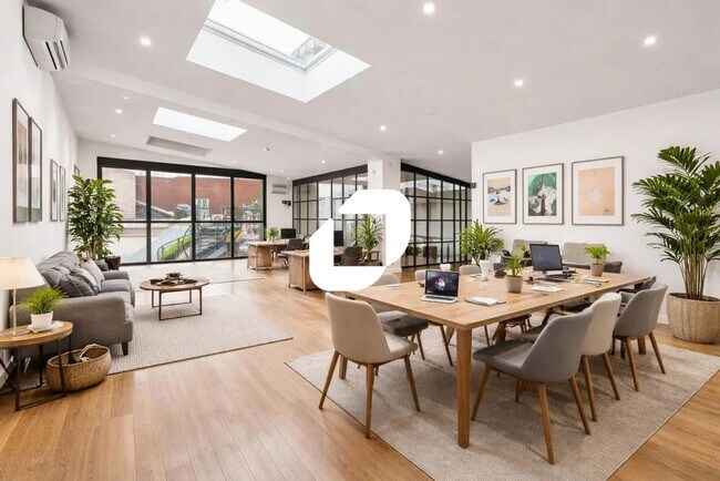 Plus de détails pour Bureau à louer